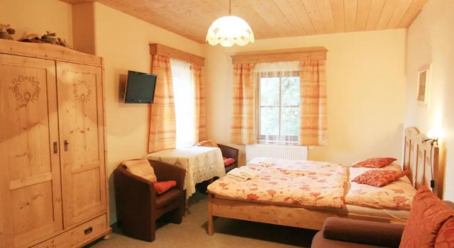 Четырёхместный номер Standard Hotel Frýdl