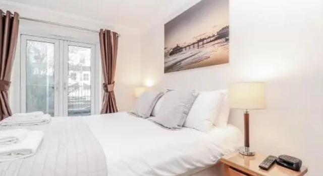 3 Queens Gardens Sea View Apartment, Забронировать Апартаменты/квартира Апартаменты Исторического графства Суссекса, Апартаменты/квартира