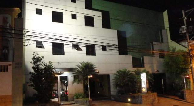 Hotel Estrela da Agua Fria, Забронировать Отель Недорогие отели Сан-Пауло, рядом с Больница Сан-Камилу в районе Сантана, недорого