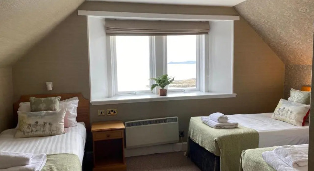 Трёхместный номер Classic West Highland Hotel