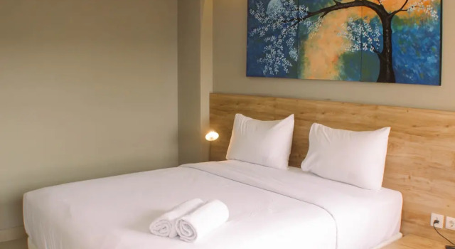 Apartment Stunning And Comfortable 1Br Apartment Mustika Golf Residence
