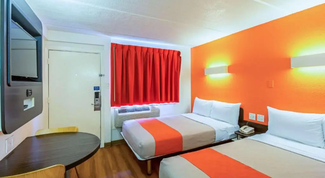 Четырёхместный номер Standard Ocean Inn South Padre Island