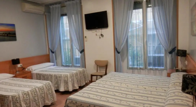 Номер Comfort Hostal del Pez Azul