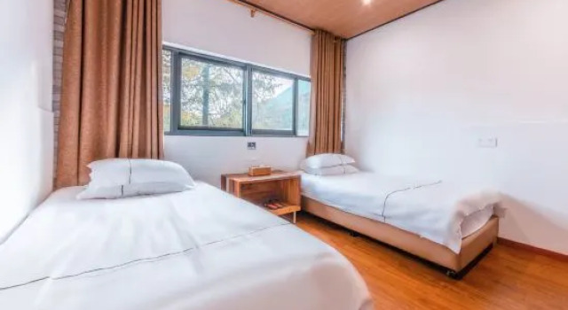 Люкс Deluxe Moganshan Qingyanju Inn