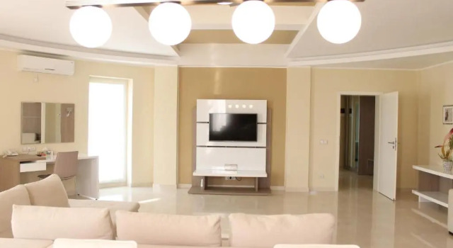 Люкс Deluxe Bruxelles Guesthouse Craiova