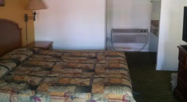 Номер Standard Deluxe Inn