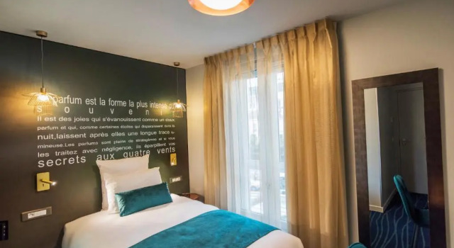 Номер Standard с 2 комнатами Hôtel Mercure Paris Suresnes Longchamp