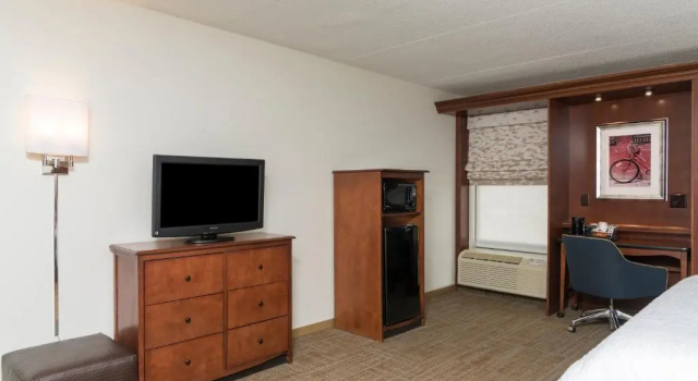 Номер Standard Hampton Inn Grand Rapids/North