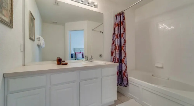 Delores' Windsor Hills Vacation Townhome