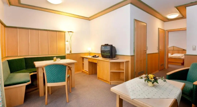 Семейный номер Standard Wellness- und Wohlfühlhotel Waldeck