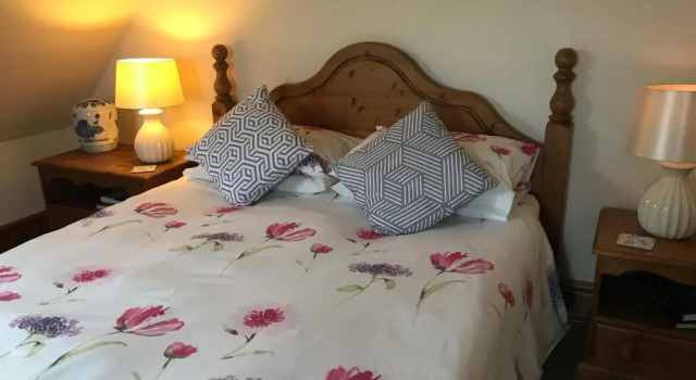 Коттедж с 2 комнатами Robeanne House