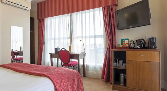 Двухместный номер Premier с балконом Tuakau Hotel