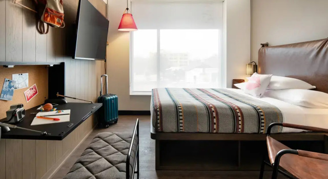 Двухместный номер Standard Moxy Austin - University