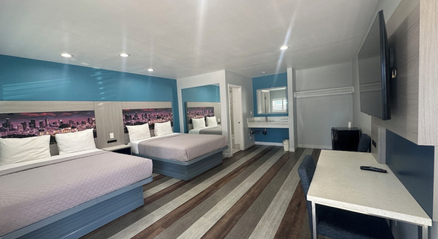 Четырёхместный номер Standard Playa Inn Motel - Long Beach, LA