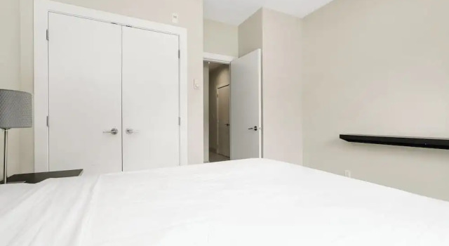 Апартаменты Comfort Harmony Haven 2BR Lakefront Suite