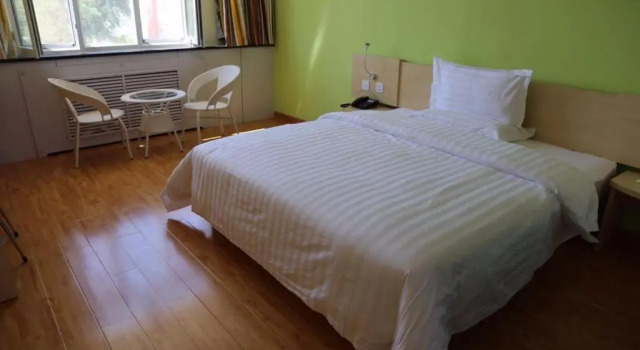 Номер Standard 7Days Inn Hami Baofeng Market