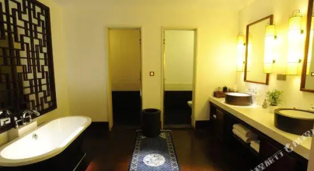Deluxe Suite Zeyun Hotel