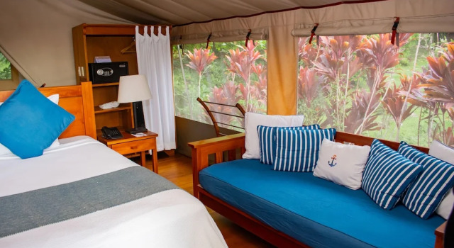 Двухместный Тент с кондиционером Premium с видом на океан Isla Chiquita Glamping Hotel