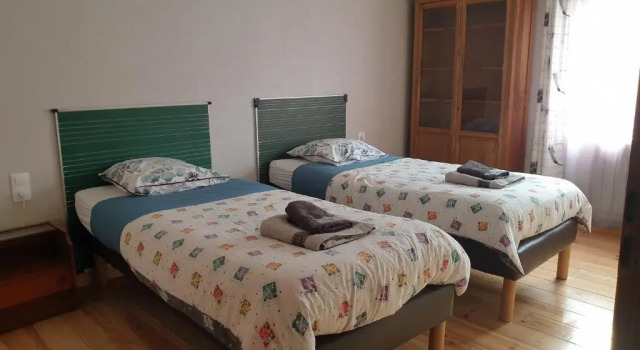 Au Relais Du Canal à Grand Gabarit, Забронировать Отель Отели Соммы с бассейном, Бассейн