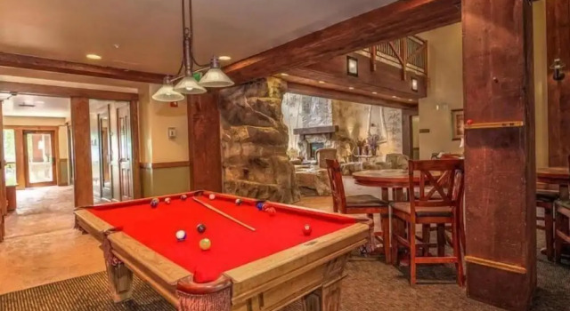 Номер Standard c 1 комнатой с балконом Beautiful 1 Bedroom Mountain Condo In River Run Village With Hot Tub Access And Walking Distance To The Gondola