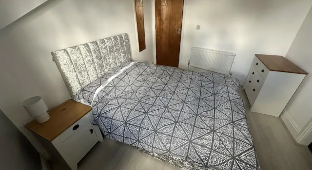 Captivating 1-bed Apartment in Birmingham, Varaa Huoneisto Asunnot kohteessa Merseyside, Huoneisto
