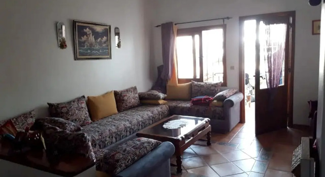 Apartment With 2 Bedrooms in Cabo Negro, With Enclosed Garden Near the Beach, Rezerwuj Apartament Hotele w Tanger-Tetouan z parkingiem, Parking