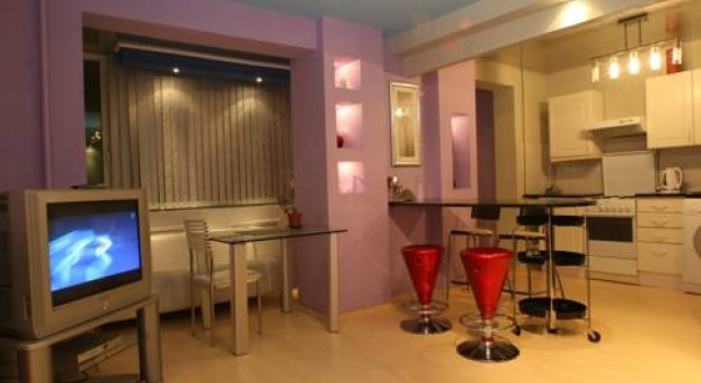 Apartments on Belinskogo 121, Забронировать Апартаменты/квартира Отели Городского округа Екатеринбурга - Северный управленческий округ с парковкой, Парковка