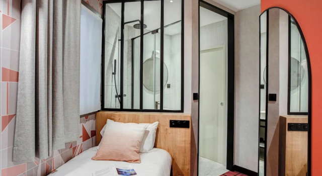 Одноместный номер Standard Republik Hotel