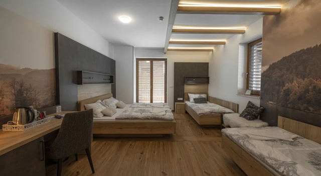 Standard Vierer Zimmer mit Balkon Veldes B&B
