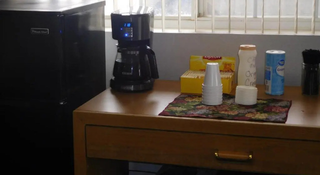 Четырёхместный номер Standard Holiday Motel Lordsburg I-10