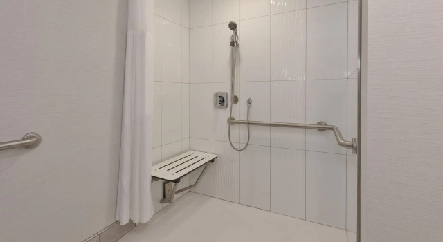 Двухместный люкс Hotel Indigo Rochester - Mayo Clinic Area by IHG