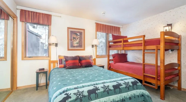 Lulu City - 2 Bedroom + Den Condo #4B - LLH 57387, Забронировать Отель Отели Telluride Ski 3 звезды, 3*