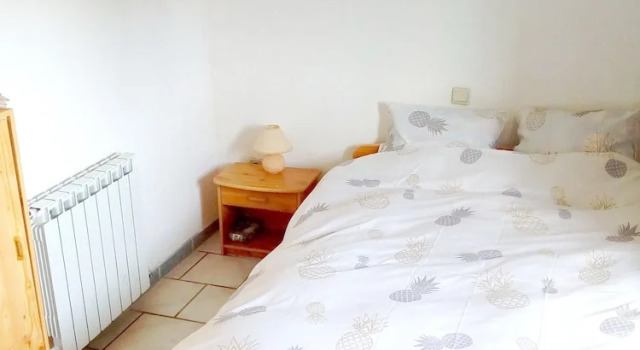 House With 2 Bedrooms in St Julien les Rosiers, With Enclosed Garden a