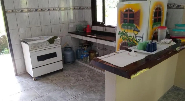 Casa Natureza, Cachoeira, Floresta e tranquilidade, Забронировать Отель Отели Убатуба с парковкой, Парковка