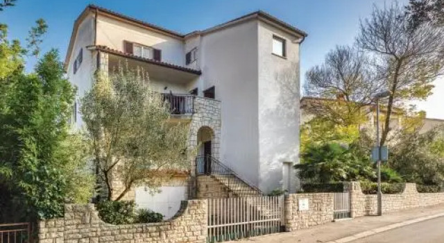 Apartments Milka 1767