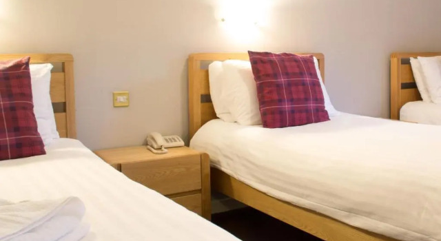 Трёхместный номер Standard The Balavil Hotel Newtonmore - Restaurant, Bars & Swimming Pool