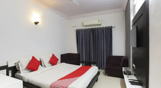 OYO 61424 Hotel Vrindavan, Rezerwuj Hotel Hotele w Gujarat ze śniadaniem, Śniadanie