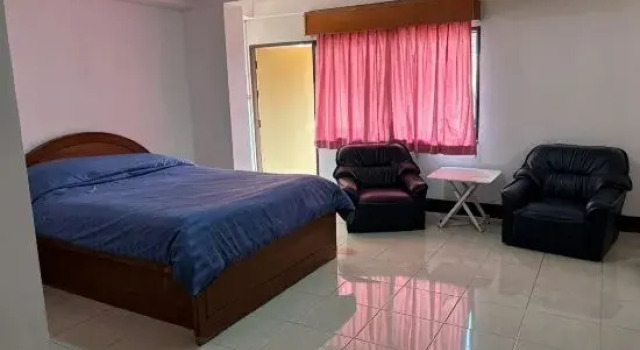 Номер Deluxe My Hotel Bangkok Noi