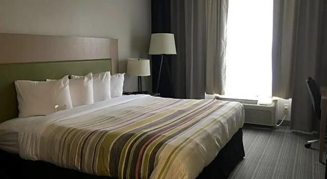 Двухместный номер Standard Country Inn & Suites by Radisson, Camp Springs Andrews Air Force Base , MD