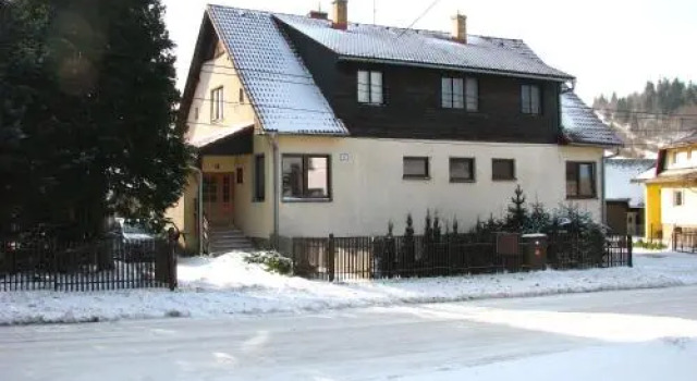 Forester Apartment 136, Varaa Huoneisto Hotellit Rohace pysäköinnillä, Pysäköinti
