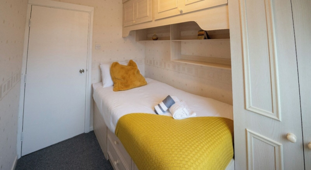 Spacious 3 Bedroom Home in Westhoughton, Varaa Matkakoti Hotellit Bolton pysäköinnillä, Pysäköinti