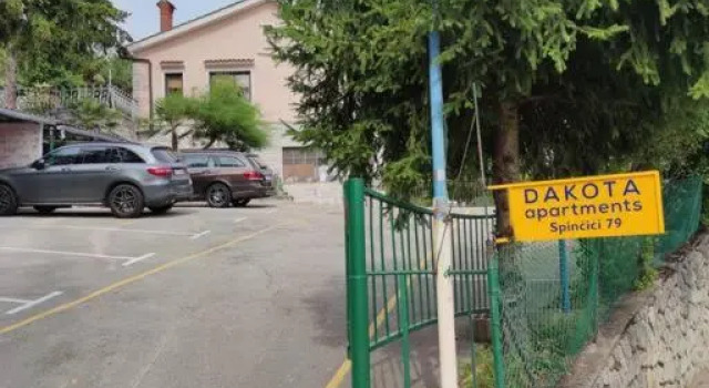 Dakota apartment 6+2, Забронировать Апартаменты/квартира Отели Приморско-Горанской жупания с парковкой, Парковка