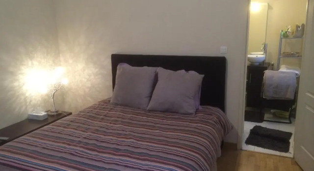 Апартаменты LAppartement de la Maison du Théatre Saint Bonnet