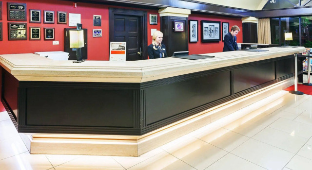 Crowne Plaza Suites Houston Southwest, Забронировать Отель Отели Хьюстона 3 звезды, 3*