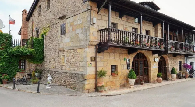 Posada Real La Montañesa