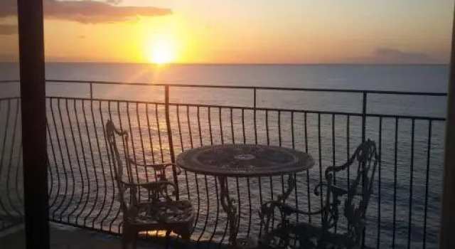 Giardini Beach Loft, Book Hotel Hotels in Sicily with Parking, Parking