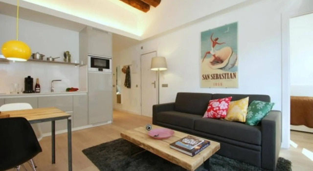 Ramblas Deluxe Apartments, Забронировать Апартаменты/квартира Старый город Барселона, рядом с Приход Св. Августина