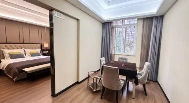 Полулюкс с балконом Cannes City Hotel