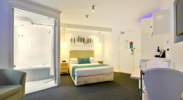Двухместный номер Premium Atlantic Tower Motor Inn