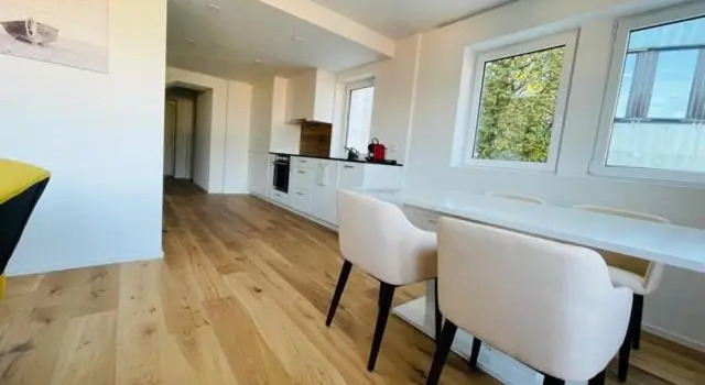 BERG & BERG APARTMENTS - Spiez Self-Check-in, Prenota Appartamento Spiez 